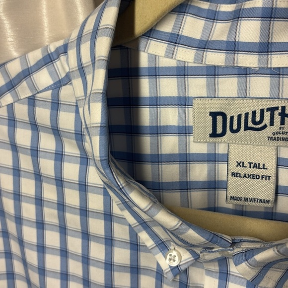 Duluth Trading Co Blue Plaid Men's big and tall dress shirt, xl tall, relaxed - Picture 3 of 9